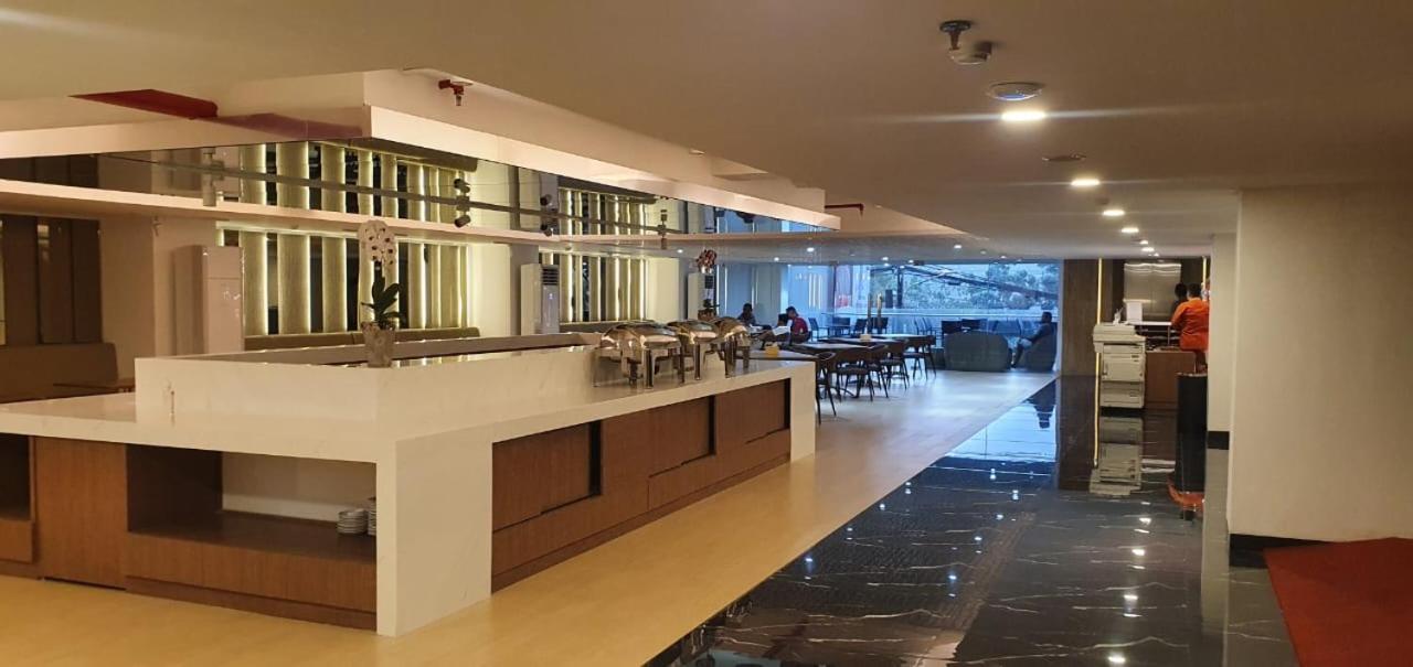 Grand G7 Hotel Pasar Baru Джакарта Экстерьер фото